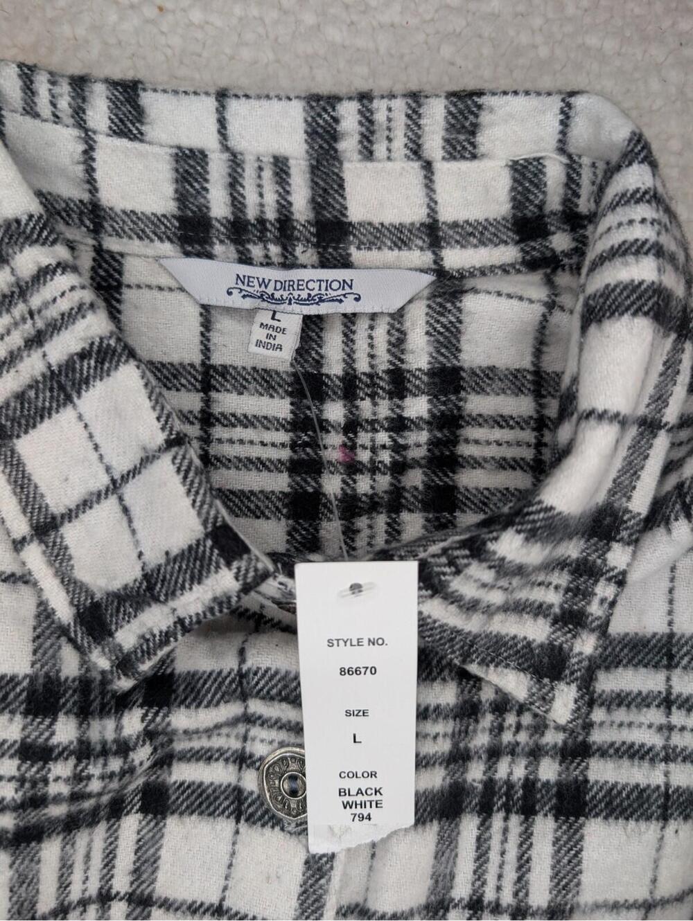 New Directions Womens Black White Plaid Flannel Long Sleeve Shirt Sz L NWT - Picture 5 of 8